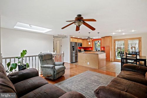 5033 Three Kings Ln, COLUMBIA, MD, 21044-1326 | Card Image