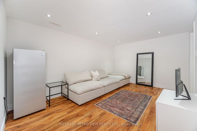 7 Church St, House other with 4 bedrooms, 3 bathrooms and 4 parking in Caledon ON | Image 27