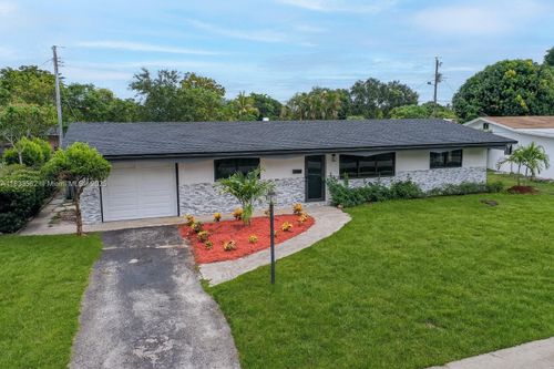 4879 Nw 2nd Ct, Plantation, FL, 33317-2011 | Card Image