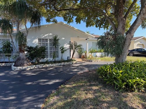 520 Sw 62nd Ave, Margate, FL, 33068-1724 | Card Image