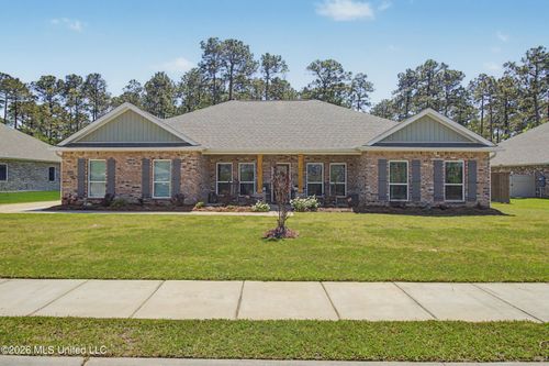 12285 Savannah Cir, Ocean Springs, MS, 39564-5433 | Card Image