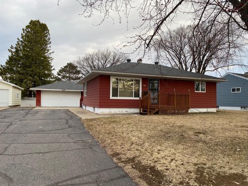 315 Kent Rd, Hoyt Lakes, MN, 55750-1301 | Card Image