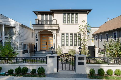 2783 E 27th Ave, Vancouver, BC, V5R1N4 | Card Image