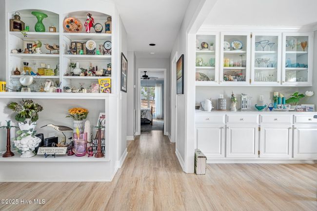 Built-in to hallway | Image 11