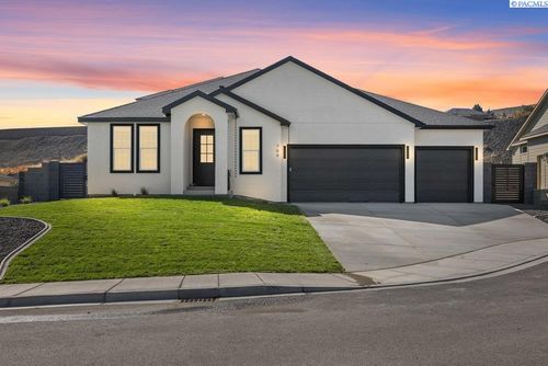 766 Mara Loop, Richland, WA, 99352-5562 | Card Image