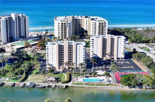 b502-11116 Gulf Shore Dr, NAPLES, FL, 34108-1746 | Card Image