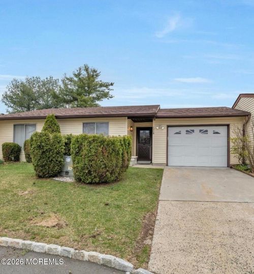 120B Ironwood Plz, Monroe, NJ, 08831-5055 | Card Image