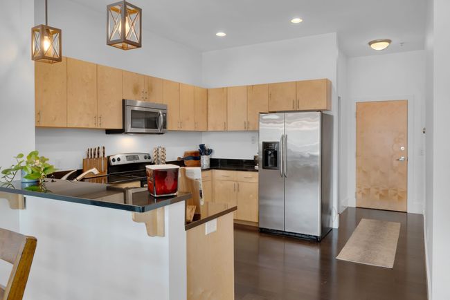 APT-108 - 2201 8 Th Ave S, Condo with 2 bedrooms, 2 bathrooms and 2 parking in Nashville TN | Image 9