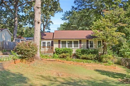 2029 Benson Ave Se, Smyrna, GA, 30080-1101 | Card Image
