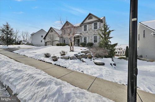 62 Stella Dr, Reading, PA, 19608-9072 | Card Image