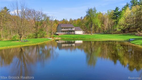 3295 Burning Tree Ln, Attica, MI, 48412-9277 | Card Image