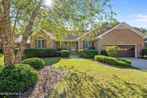 1006 Laurel Valley Dr, New Bern, NC, 28562-2933 | Card Image