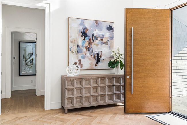 Hall with baseboards | Image 5
