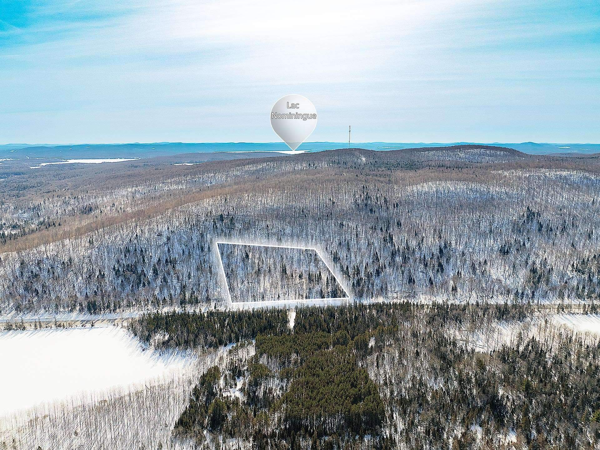 Land in Rivière-Rouge
