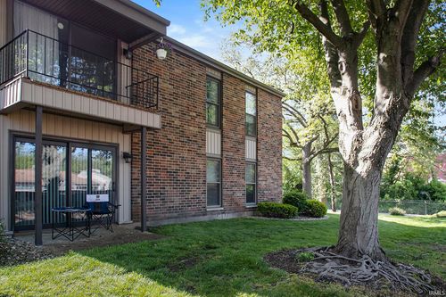 apt-c-2109 Coventry Trl, South Bend, IN, 46637-5442 | Card Image