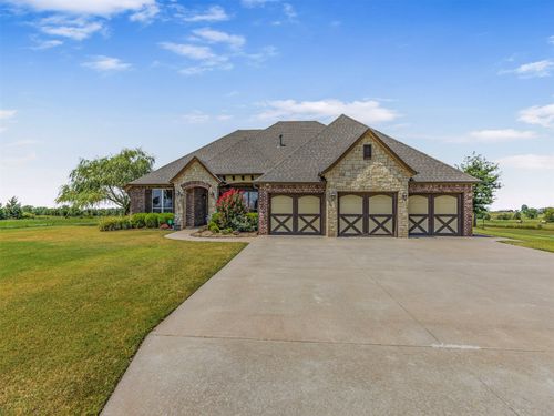 8200 S Big Sky Dr, Talala, OK, 74080-1012 | Card Image