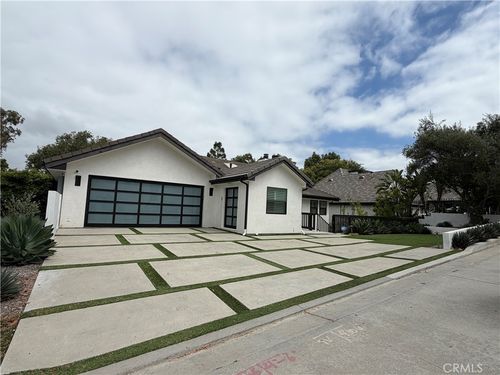 363 Newport Glen Ct, Newport Beach, CA, 92660-3431 | Card Image