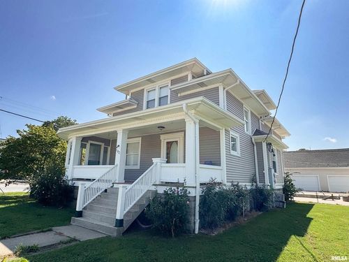 102 Se Front St, Dongola, IL, 62926-1044 | Card Image