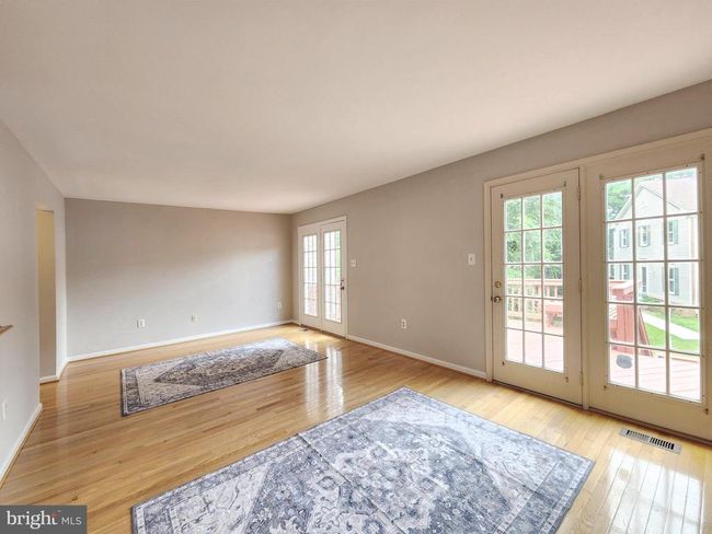 7250 Olde Lantern Way, Townhouse with 3 bedrooms, 4 bathrooms and null parking in SPRINGFIELD VA | Image 9