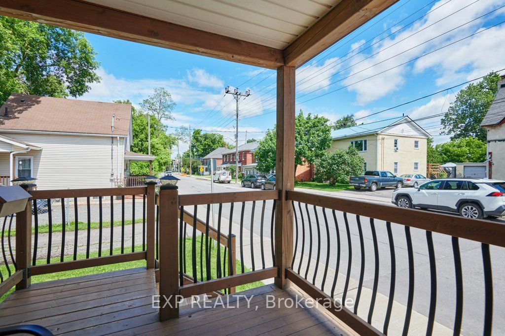 Residential in Brockville 5
