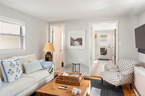 13 Tildean Ln, Bayville, NY, 11709-2922 | Card Image