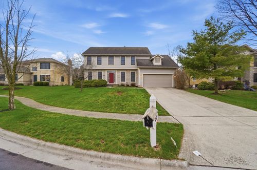 6827 Nolon Ct, Dublin, OH, 43017-8652 | Card Image