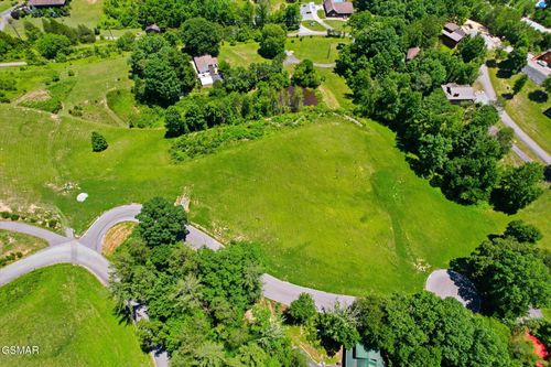 1 Max Ridge Ln, Sevierville, TN, 37862 | Card Image