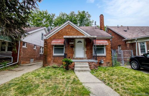 8095 Northlawn St, Detroit, MI, 48204-3229 | Card Image