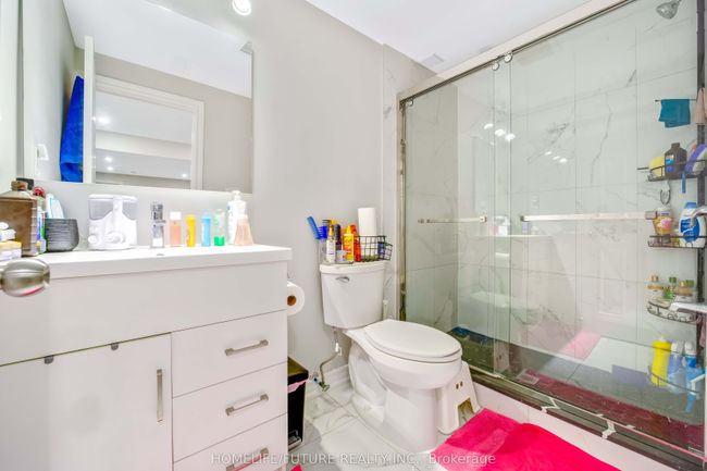 1626 Chilliwack St, House other with 8 bedrooms, 5 bathrooms and 3 parking in Oshawa ON | Image 44