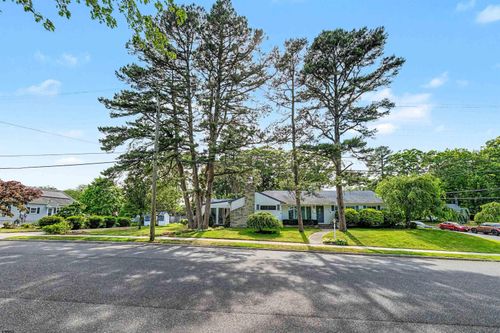 748 Bayview Dr, Absecon, NJ, 08201-1209 | Card Image