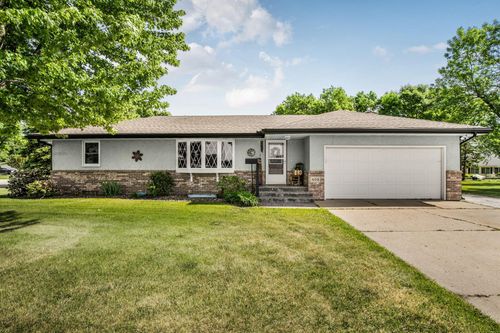 408 2nd St S, Paynesville, MN, 56362-2029 | Card Image
