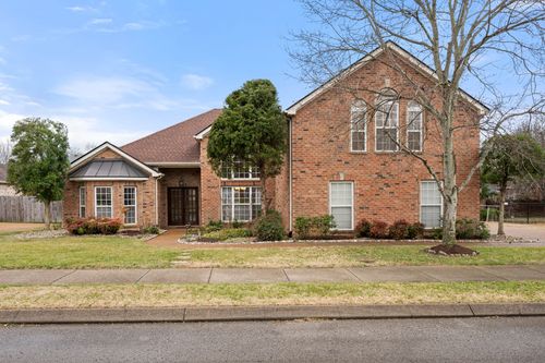 3131 Bruce Gardens Cir, Franklin, TN, 37064-4277 | Card Image