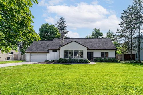 2710 Northwest Blvd, Upper Arlington, OH, 43221-3321 | Card Image