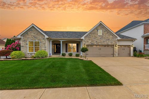2029 Crimson Meadows Dr, O Fallon, MO, 63366-4177 | Card Image