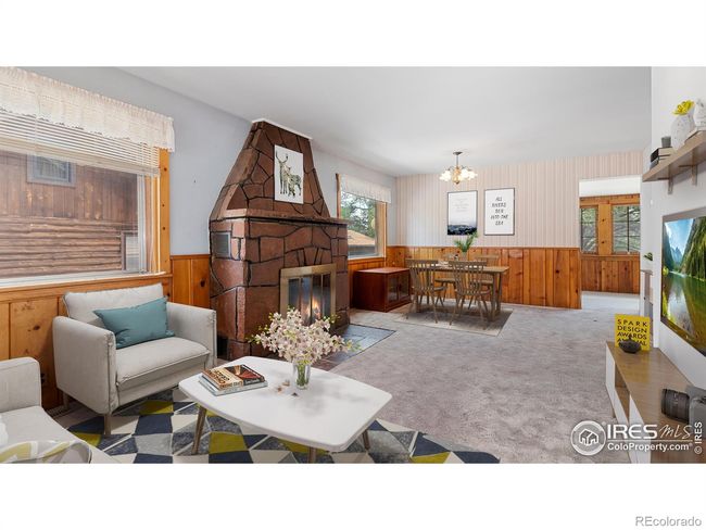 Open concept for friendly gatherings | Image 7