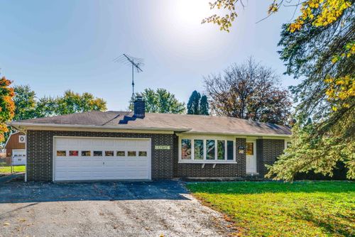 8654 Richardson Road, Spring Grove, IL, 60081 | Card Image