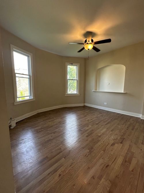 2-1522 E 71st Pl, Chicago, IL, 60619-1571 | Card Image