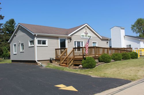 154 S Lake Pleasant Rd, Attica, MI, 48412-9510 | Card Image