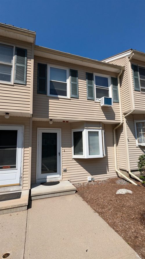 unit-23-266 Endicott St N, Laconia, NH, 03246-1723 | Card Image