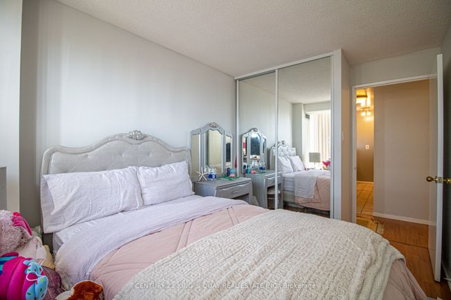 1911 - 4185 Shipp Dr, Condo with 2 bedrooms, 2 bathrooms and null parking in Mississauga ON | Image 19