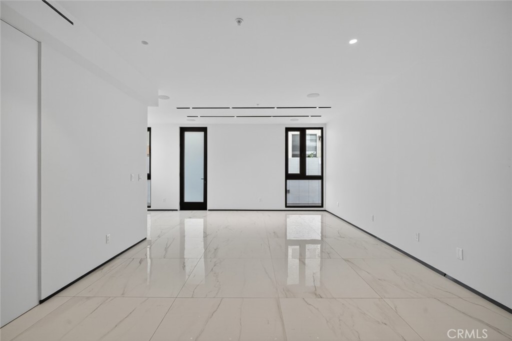 Residential in West Hollywood 4