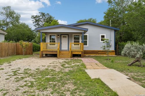 426 Ike St, San Antonio, TX, 78211-4204 | Card Image
