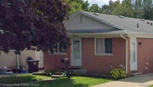 9026 Groschner St, Taylor, MI, 48180-2728 | Card Image