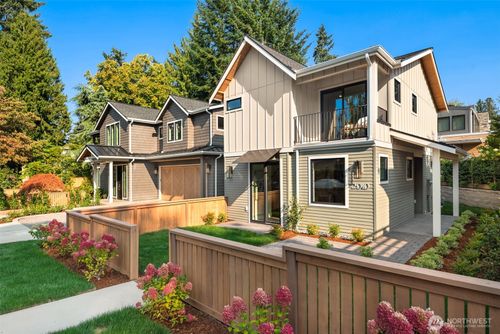 2010 9th St W, Kirkland, WA, 98033-4804 | Card Image
