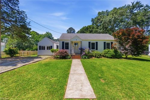 3 Pennington Blvd, Portsmouth, VA, 23701-1223 | Card Image