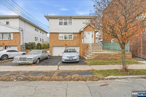 203 Westervelt Pl, Lodi, NJ, 07644-1105 | Card Image