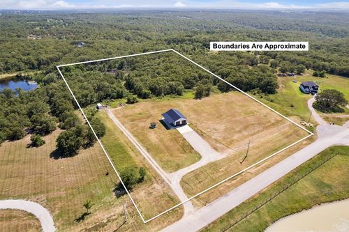 557 High Point Ln, Skiatook, OK, 74070-4617 | Card Image