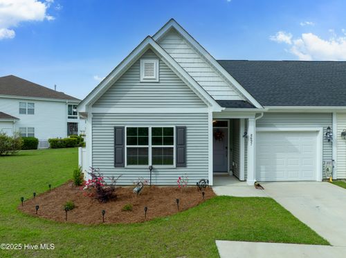 8697 Radcliff Dr Nw, Calabash, NC, 28467-2405 | Card Image