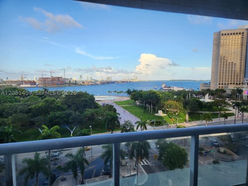903-50 Biscayne, Miami, FL, 33132 | Card Image