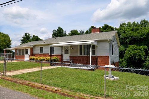 309 Morehead Rd, Marion, NC, 28752-4148 | Card Image